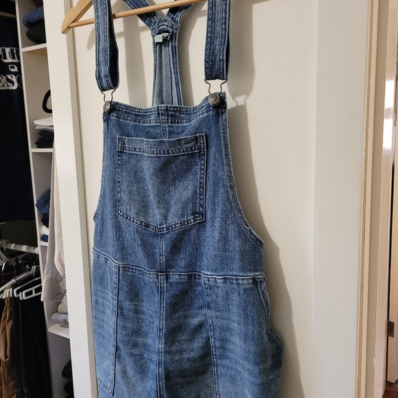 Baggy Overall Shorts with Embroidery - Picture 4 of 7